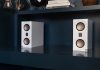 Все в белом: Monitor Audio выпускает полочники Studio 89 White