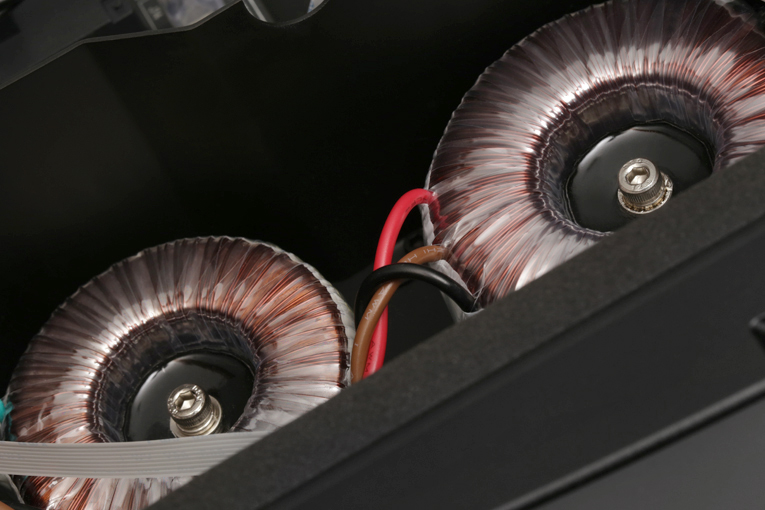 Hegel D50 SoundStage Hi-Fi Hegel D50 SoundStage Hi-Fi