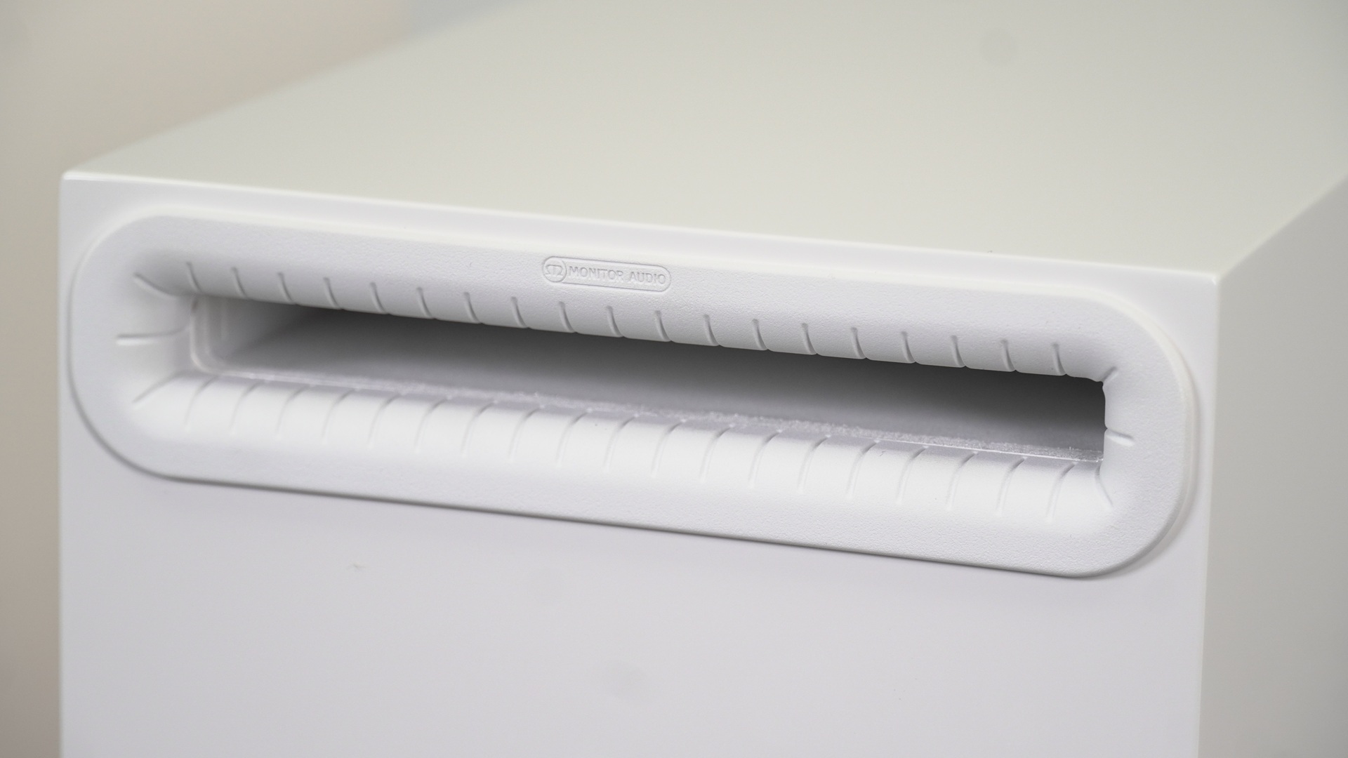 Monitor Audio Studio 89 демонстрируют идеальный тональный баланс Monitor Audio Studio 89 демонстрируют идеальный тональный баланс