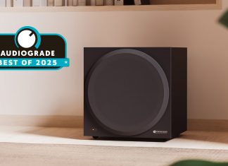 Идеален для небольших систем: сабвуфер Monitor Audio Vestra W10