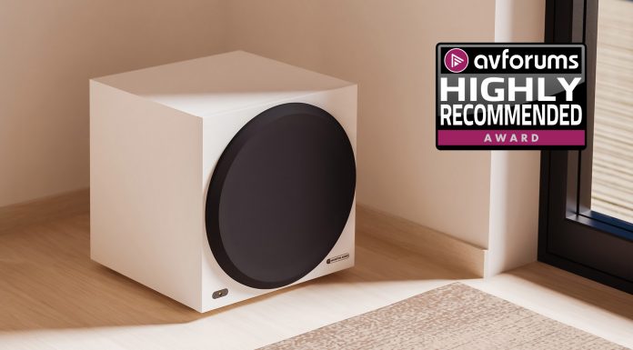 Сабвуфер Monitor Audio Vestra W15 – настоящий монстр